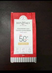 Dot & Key Sunscreen SPF 50