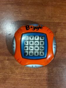 Boggle Electronic Timer Travel game hasbro