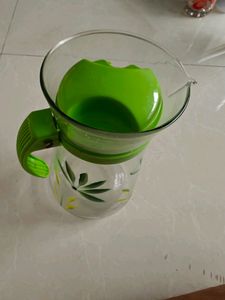 Unusebla 1 Jug N 6 Glass Set