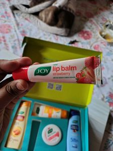 Joy Winter Skin Care Kit
