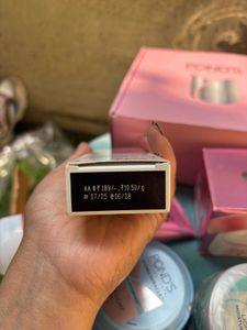 Pond's Skin Care Set