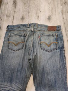 Ma1875 Levi&#39;s jeans waist 42