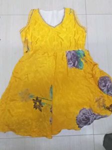 mujhe ye kapde chote ho rahe hai