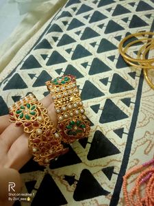 Pretty Pretty Bangles💃