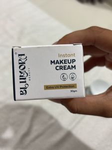 Blumora Makeup Cream