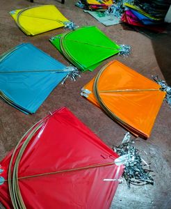 Pack Of 5 Different Colors Kites🪁