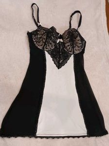 Hunkemoll Onw Piece..size M