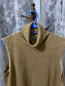 Style&amp;Co Turtle Neck Shimmer Top, Size XL