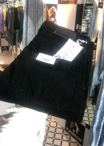 PREMIUM SHIRT &amp; BAGGY JEANS  400 rs