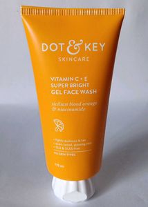 Dot & Key Vitamin C Face Wash