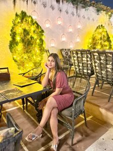 Chic Burgundy Bodycon Dress