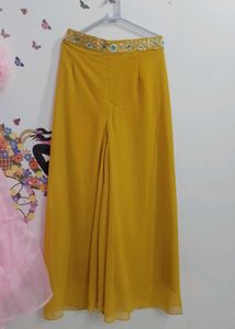 🆕 💛Embroidered Lehenga Pant Set
