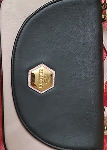 Stylish Hand Bag For Parties 😃
