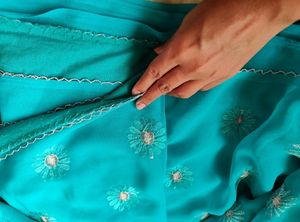 Cyan Fancy Floral Print Saree(Women)