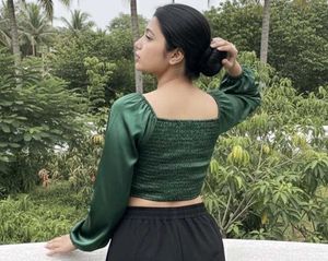 Green Long Sleeve Crop Top