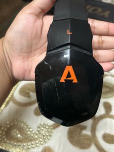 BOAT Wireless Headphones (Without Ear Pads)