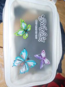 Makeup kit