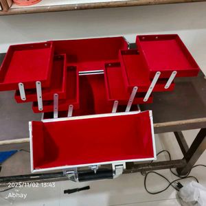 Silver Storage Case makeup vanity box