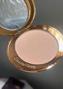 CharlotteTillbury Airbrush Flawless Finish Compact