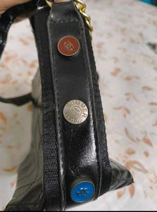Chanel Black Leather Shoulder Bag