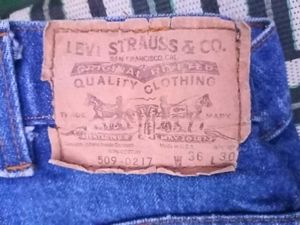 Levi&#39;s x Hackett collab Jeans