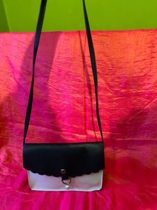 MINI SLING BAG