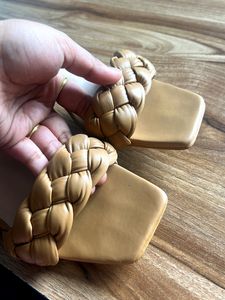 Mast And Harbour Braided Strap kitten heels