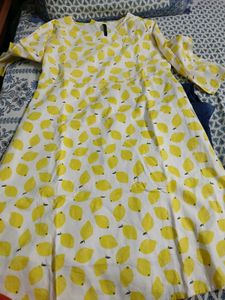 Lemon Print Top &amp; Denim Jeans Bundle