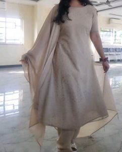 Kurta and patiala pants with duppata