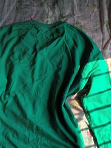 Green sweatshirt for women