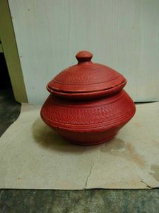Red Clay Pot with Lid