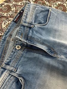 Light Wash Denim Jeans