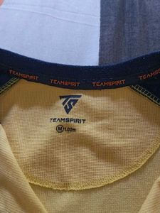 Raglan Sleeve Henley
