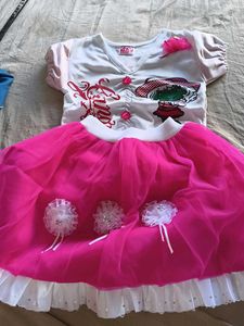 girl outfit top skirt 💗