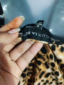 LEOPARD PRINTED BODYSUIT