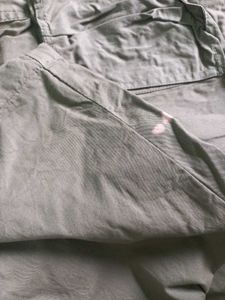 Olive Green Colour Cargo Pant 🟢