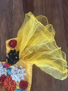 Beautiful Floral Frill Blouse Choli+ Dupatta