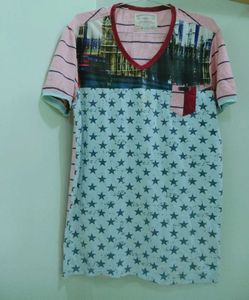 MEN V SHAPE MULTICOLOR TSHIRT