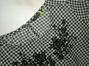 Gingham Floral Top