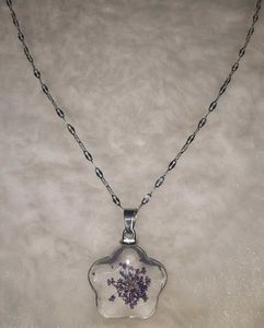 Anti Tarnish Purple Resin Flower Necklace