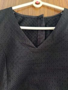 Stylish Black Crop Top Blouse