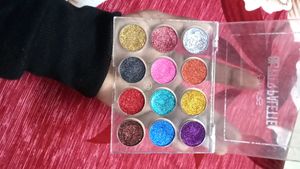 Mars Glitter Eyeshadow Palette 12 Shades