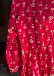 Magenta Pink Printed Kurti, Size - Small 34