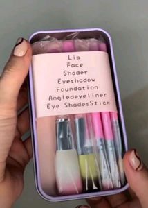 Hello Kitty make up Brush Set for women