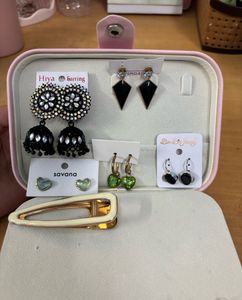Combo Of Accessories.