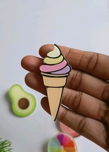 2pcs Kawaii Brooch Pins
