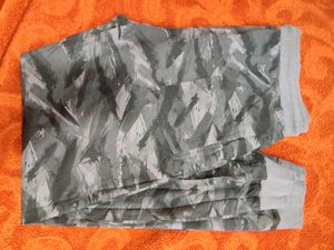 NOBERO Men Abstract Pant