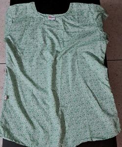 Short sleeve top