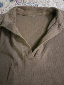 Collar Sleeveless Top