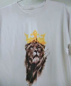 MENS ROUND NECK LION LOGO PRINT WHITE TSHIRT